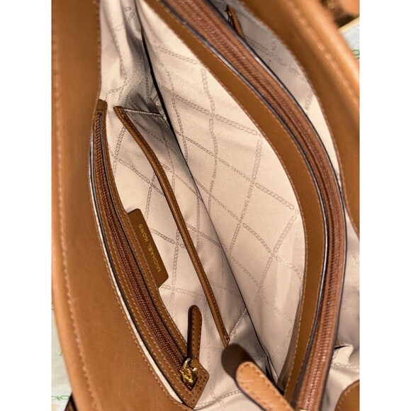 Michael Kors Jet Set Brown Saffiano Leather Multifunction Tote Bag W/ Pockets - Picture 3 of 11